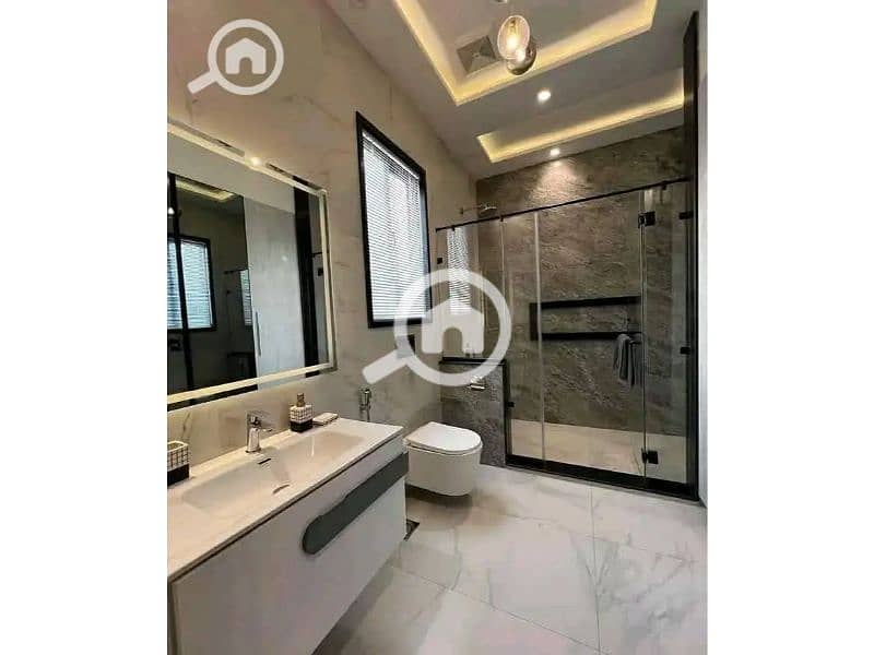 8 32188056-800x600. jpg