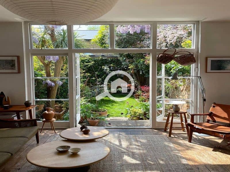 c4595c1ca865ed3d6cc2ca605eb56d9d. jpg