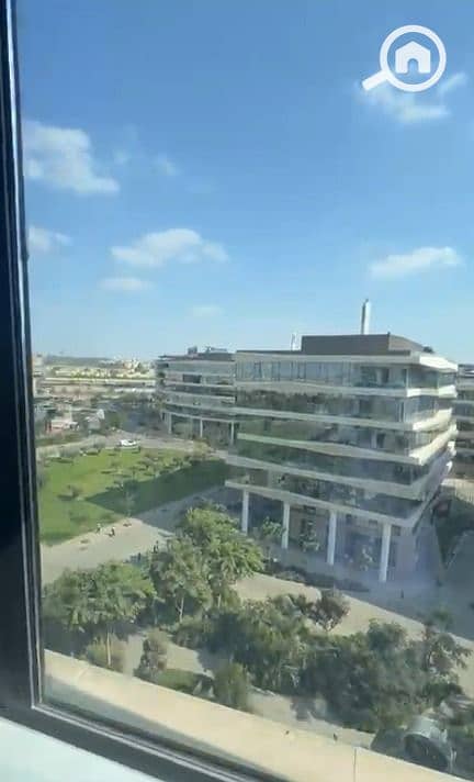 5 WhatsApp Image 2025-10-28 at 17.46. 15_b7c5ba2a. jpg