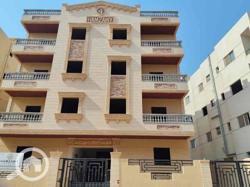 2 18483fd3-b4e5-4197-813e-a044cb836bef. jpg