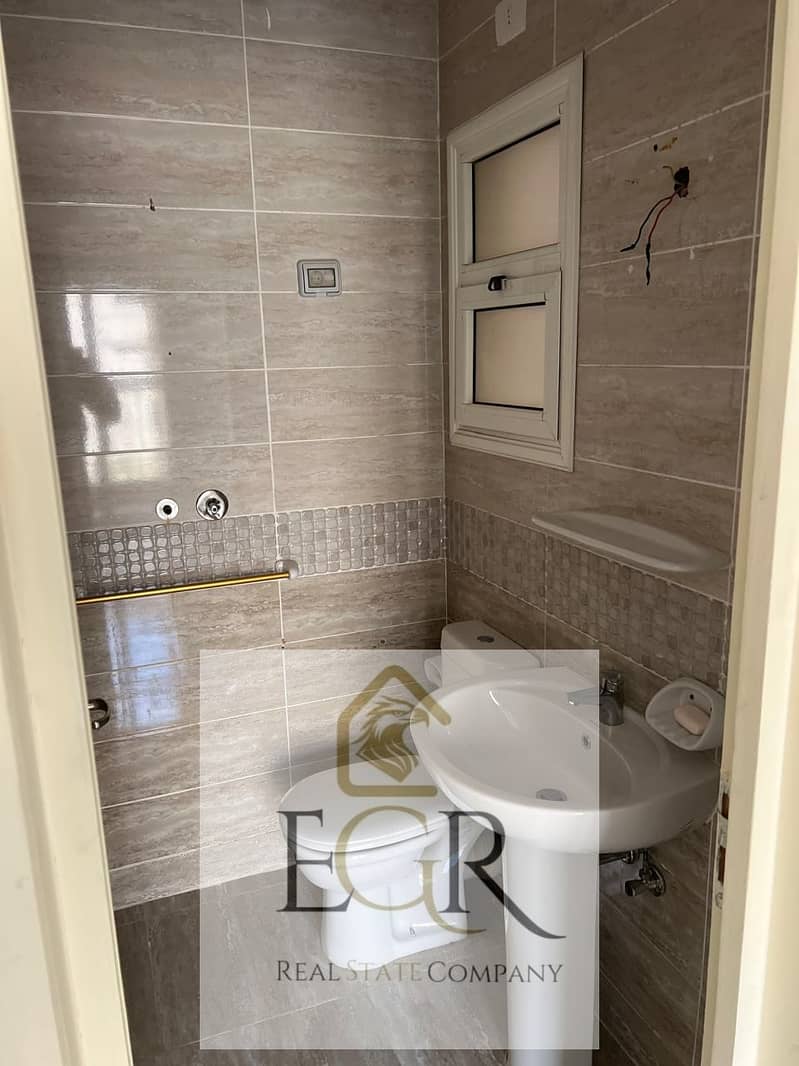 3 572864283_122160621950747240_4782722355935147528_n. jpg