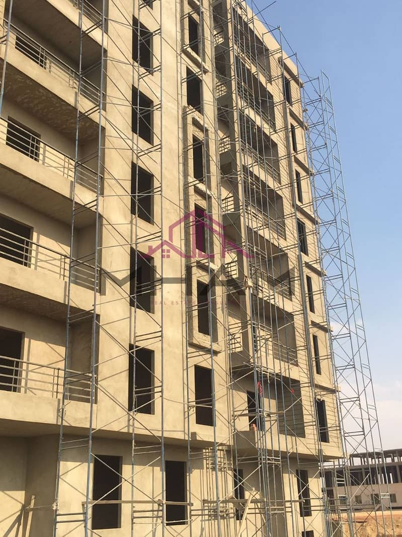 4 photo_5767286608129362732_y. jpg