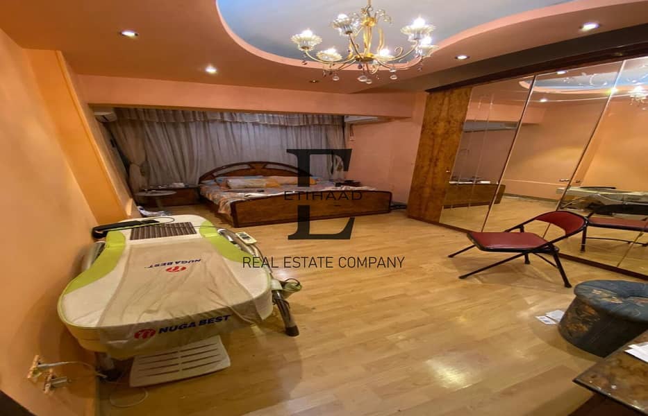 5 WhatsApp Image 2025-09-17 at 12.19. 01 PM (1). jpeg