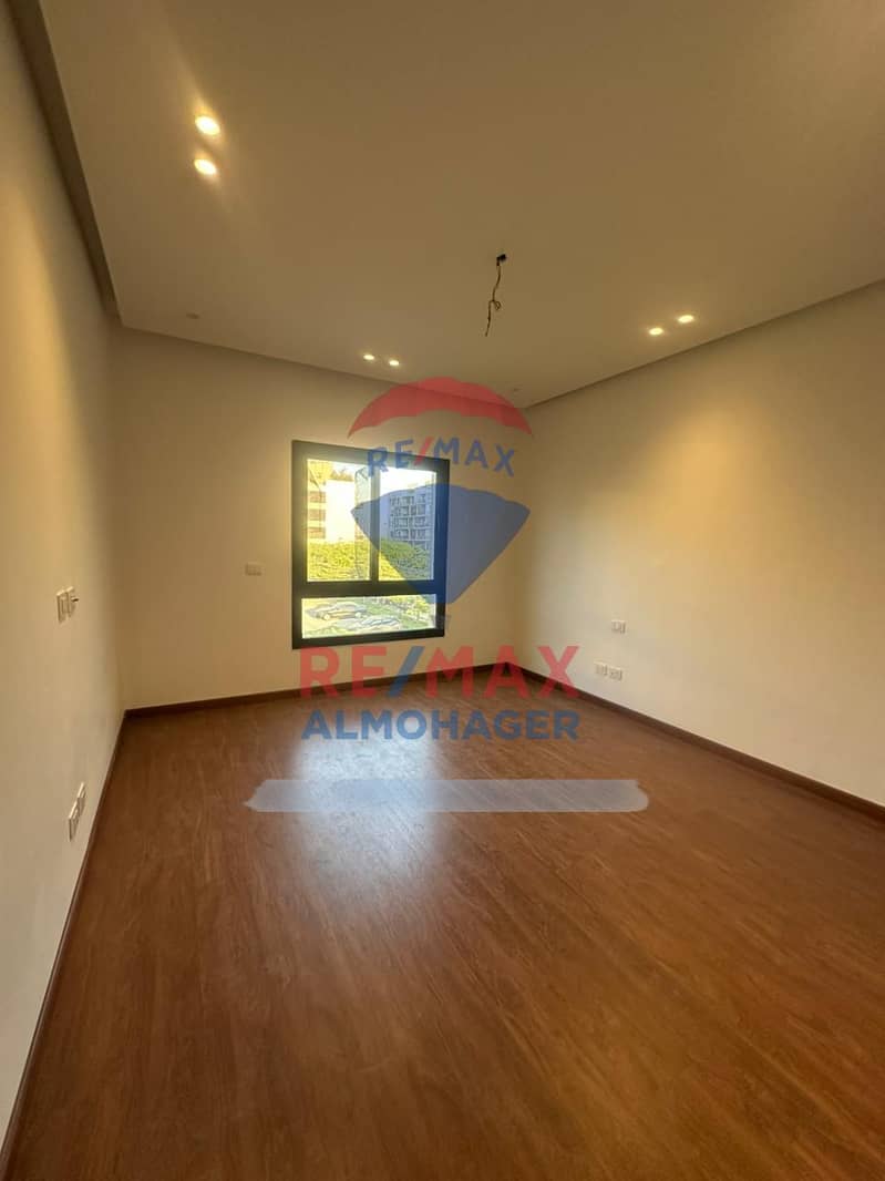 8 WhatsApp Image 2025-10-28 at 2.00. 04 PMjhg. jpeg