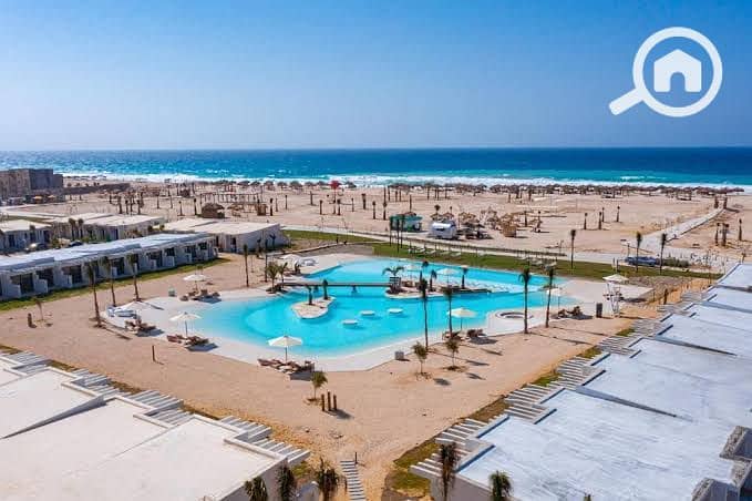 3 photo_6044085469257516940_x. jpg