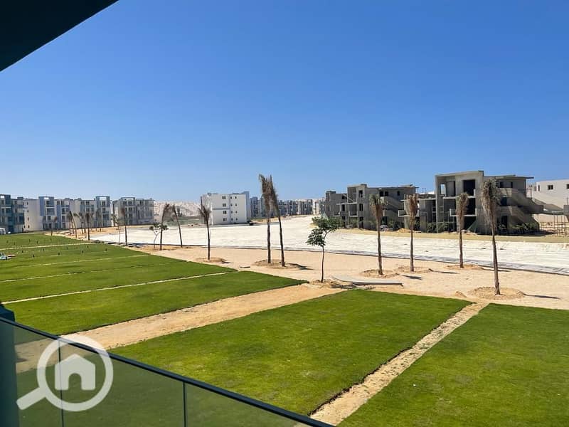 photo_5947261130990799365_y. jpg photo_5947261130990799365_y. jpg