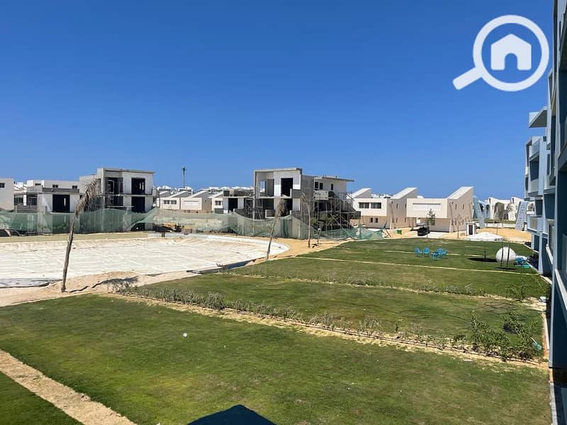 4 photo_5947261130990799363_y. jpg