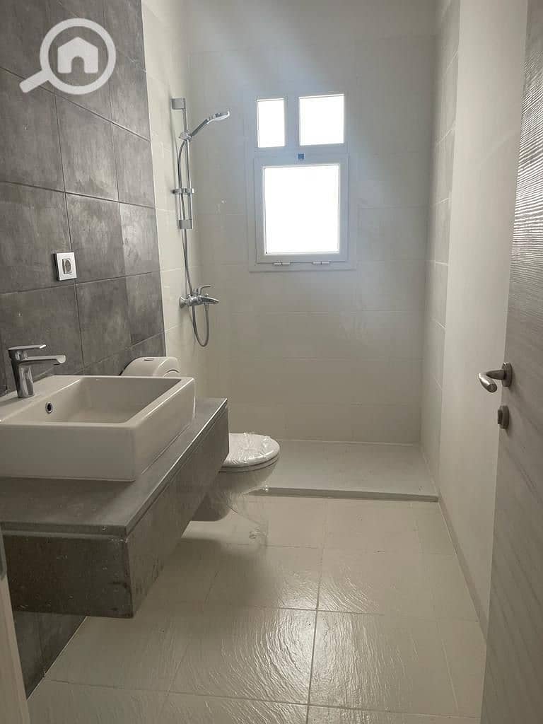 5 photo_5947261130990799362_y. jpg