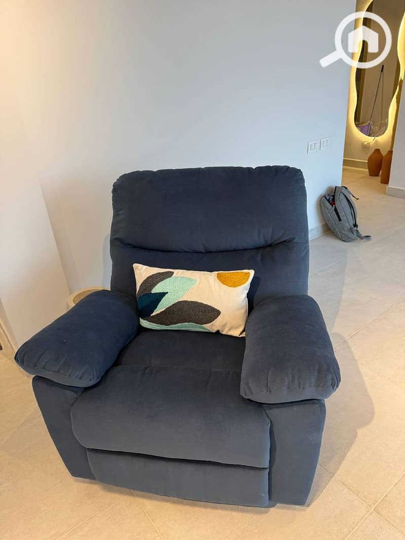 8 photo_5967745088450840935_y (2). jpg