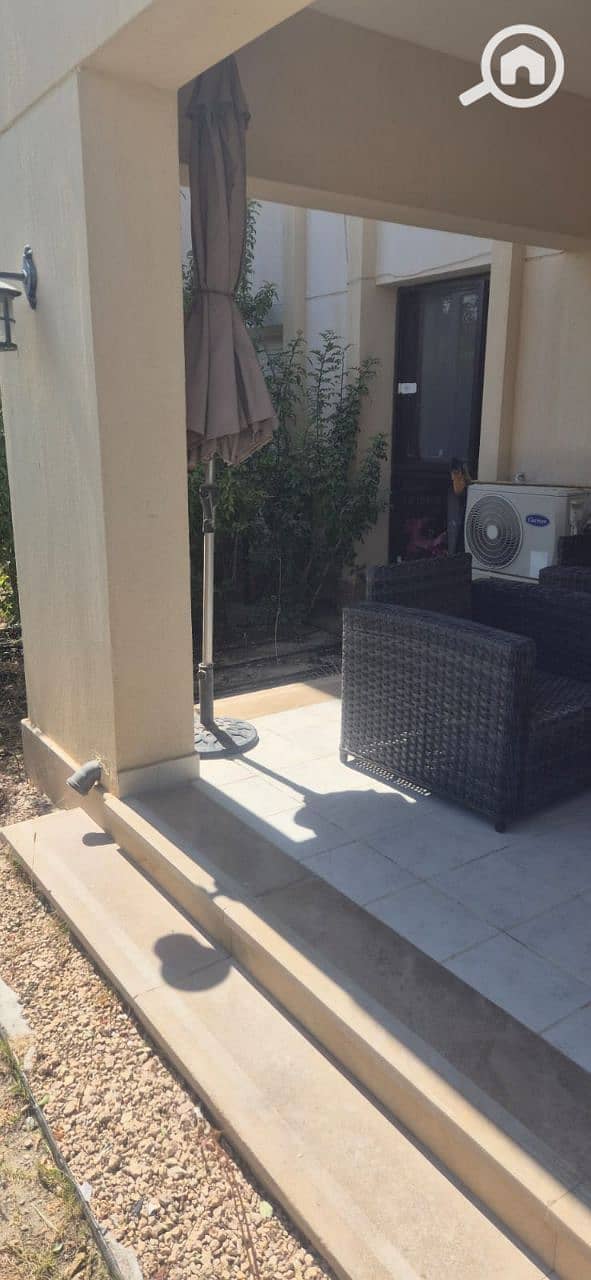 6 photo_5782848842302081098_y. jpg