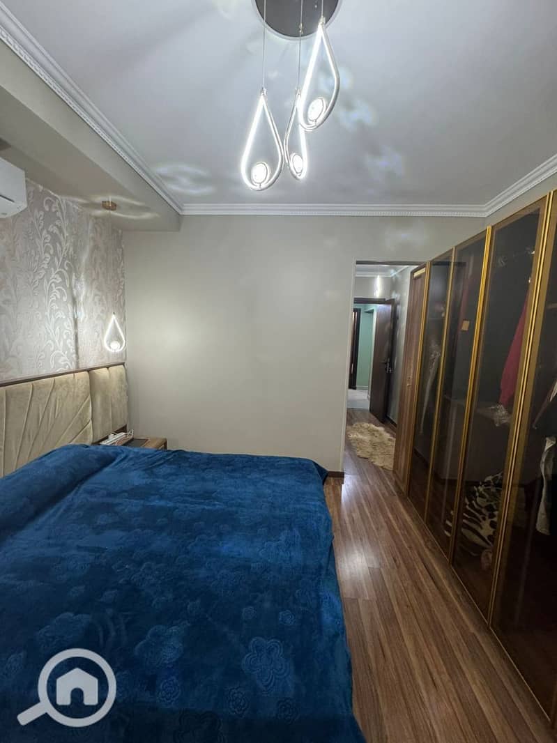 12 photo_5913369239115386966_y. jpg