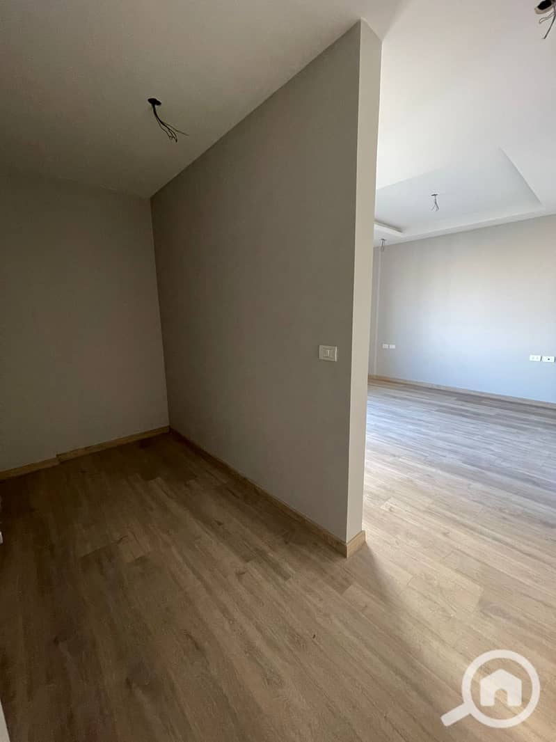 5 WhatsApp Image 2025-08-19 at 12.41. 11 PM (1). jpeg