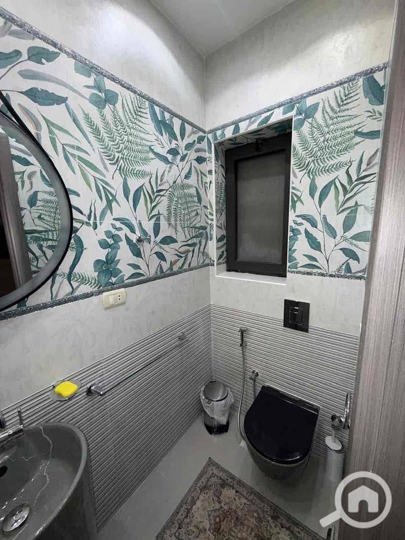 5 fcdef0c9-75e4-47ed-bf81-d8643b5684c9. jpg