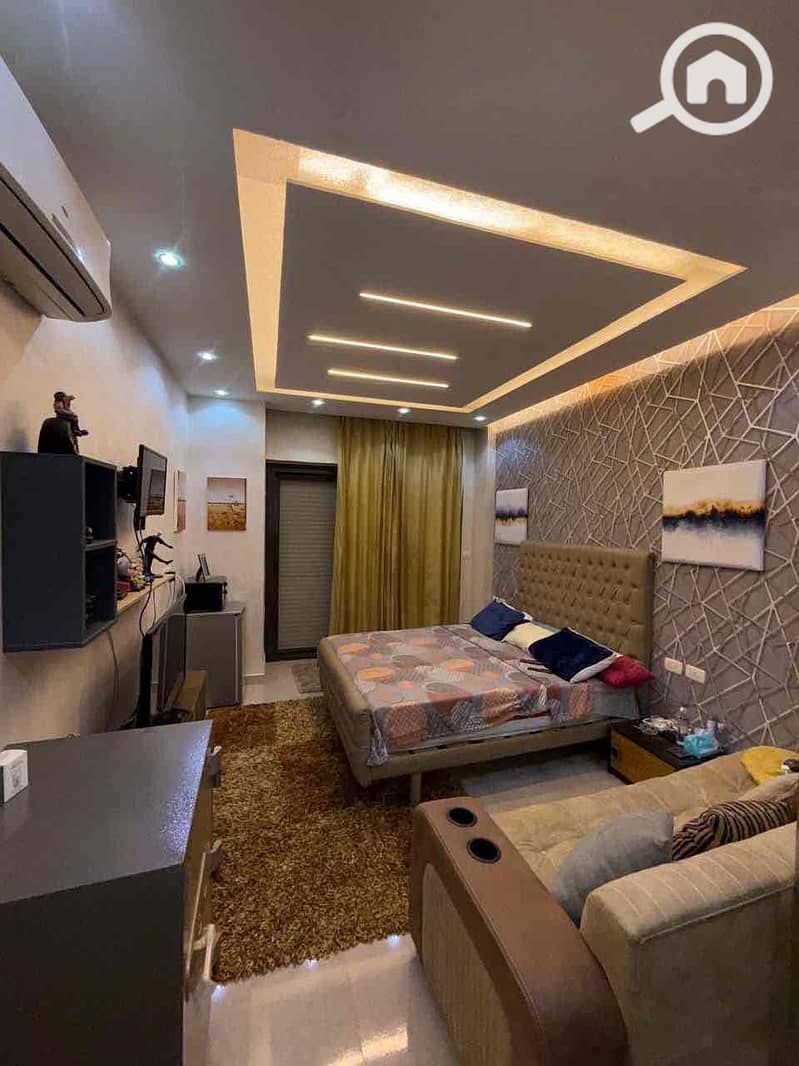 7 8ebd5826-d9d0-485c-b40d-3ef99e7626a4. jpg