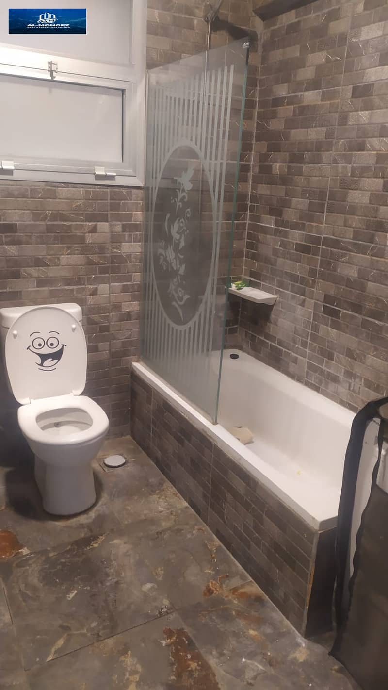 10 WhatsApp Image 2025-10-28 at 17.49. 44_0f4526ed. jpg