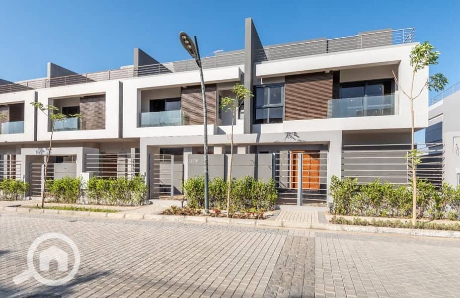 5 WhatsApp Image 2025-04-20 at 1.49. 58 PM. jpeg