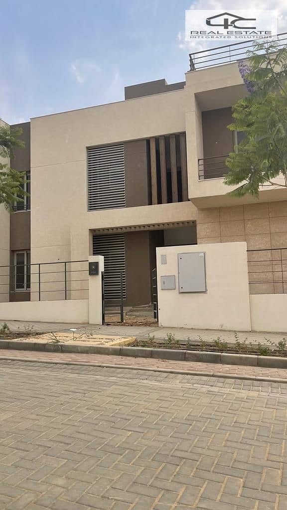 6 WhatsApp Image 2025-10-28 at 6.00. 23 PM (3). jpeg