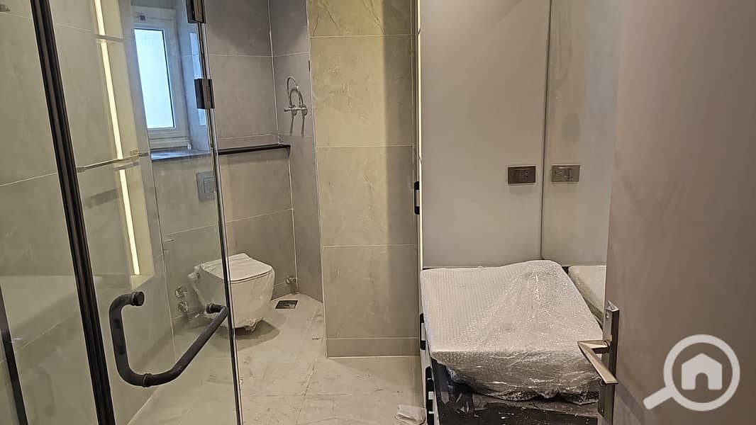 4 WhatsApp Image 2025-10-28 at 17.01. 09_fc076d36. jpg