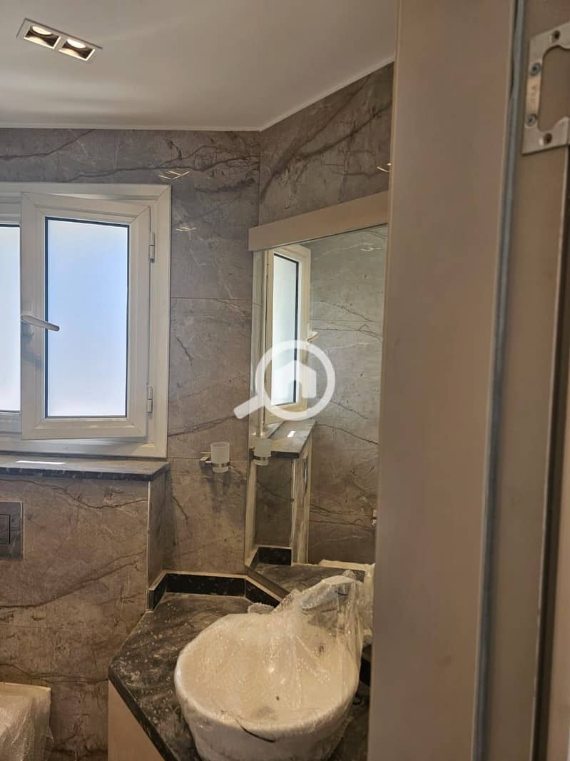 6 WhatsApp Image 2025-10-28 at 17.01. 08_f0170c39. jpg