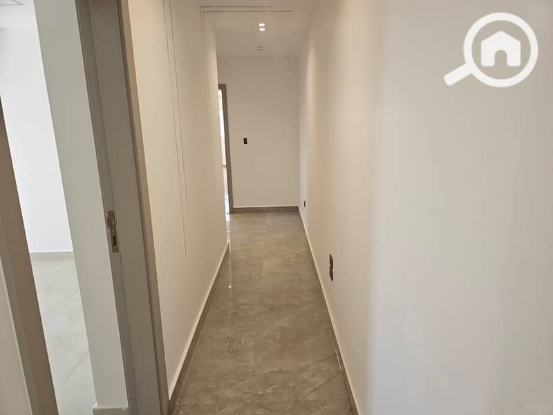 9 WhatsApp Image 2025-10-28 at 17.01. 08_313b1d1d. jpg