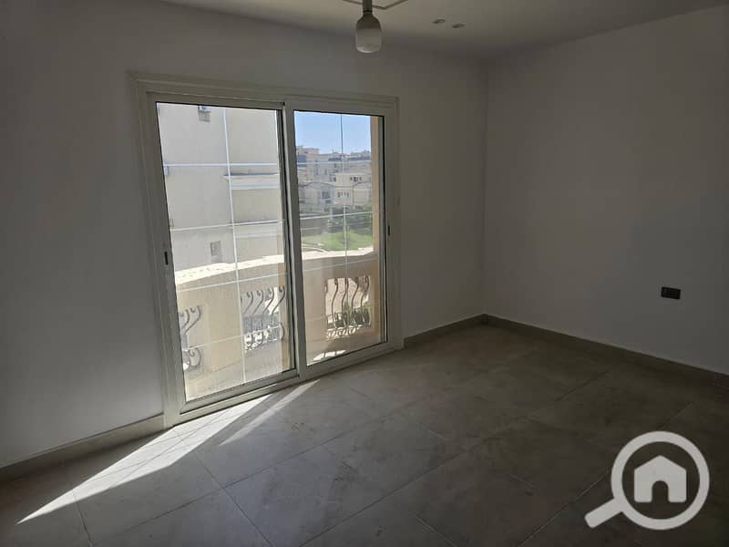 12 WhatsApp Image 2025-10-28 at 17.01. 06_168dd0aa. jpg