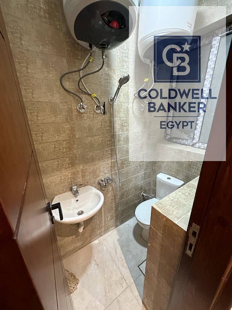 6 3c953cd8-f5f2-4aa3-a59e-8770609452de. jpeg