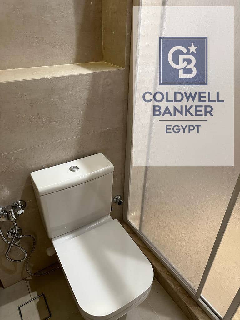 18 8077683a-a74e-4722-887f-07651f0fb55e. jpeg