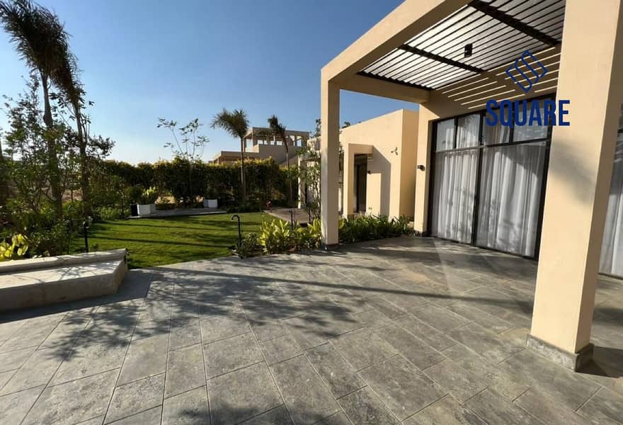 7 10b2d989-2676-4011-9fdc-38fa69e5b3b5. jpg