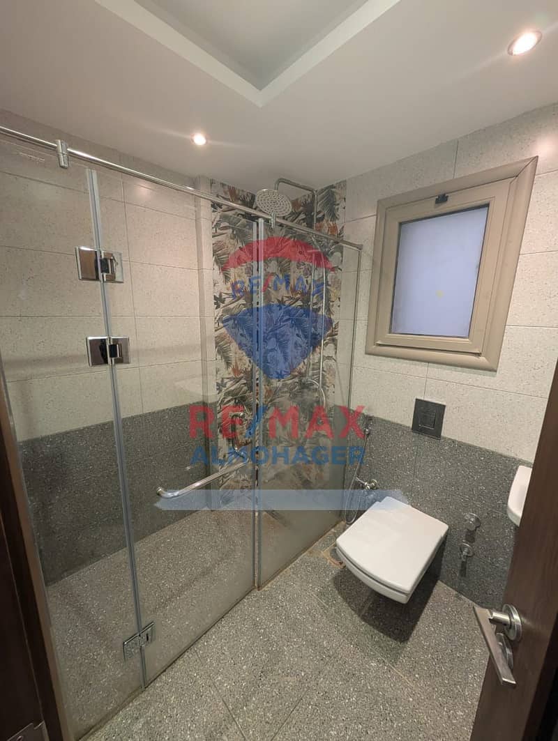 5 WhatsApp Image 2025-10-28 at 4.09. 37 PM (1). jpeg