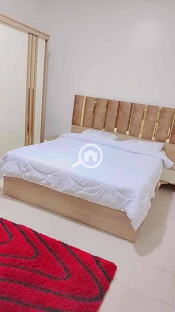 8 f3c0c476-e786-486e-8a05-84f76eeaa261. jpg