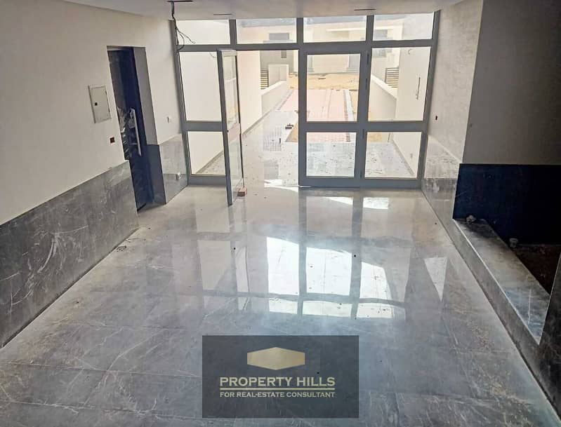 6 247d40a0-683d-414b-b0da-d0667c91fd57. jpg