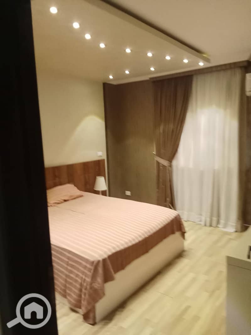 4 43e2f6ad-c47e-4b86-8a15-a860f6a1c556. jpg