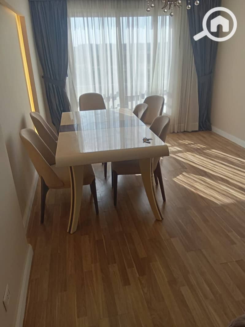 5 969b17ee-ad69-43e5-b0a1-ecf3dc33fce7. jpg