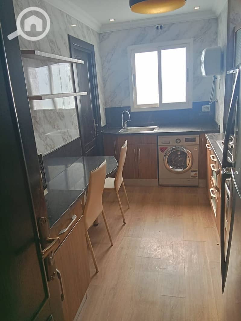 11 881f8f7a-f75b-4c9b-8185-78672d4ccdde. jpg