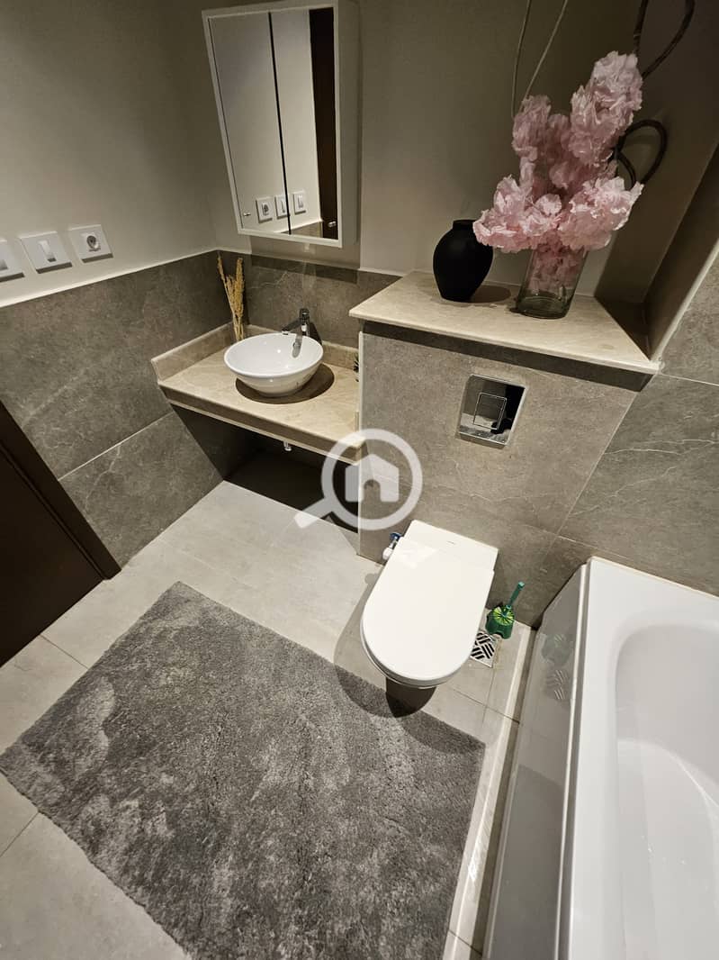 12 WhatsApp Image 2025-10-21 at 18.55. 23_bd5e9cf1. jpg