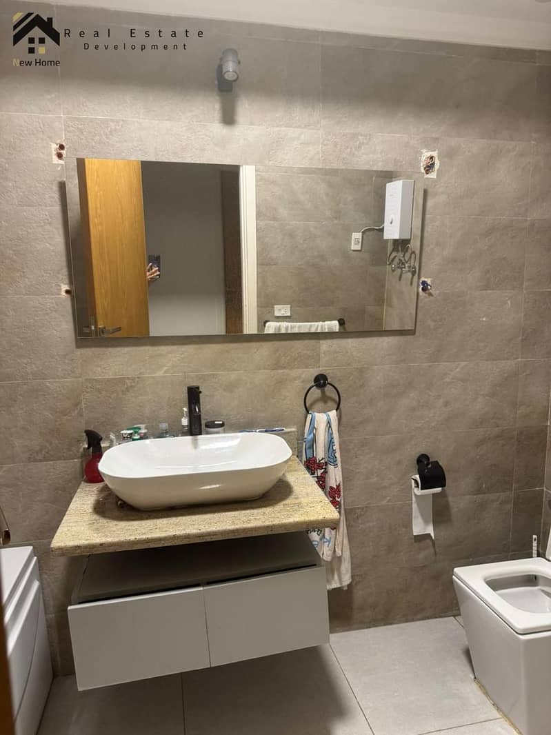 6 121c0765-969d-44a1-b2aa-3f52550e5a07. jpeg