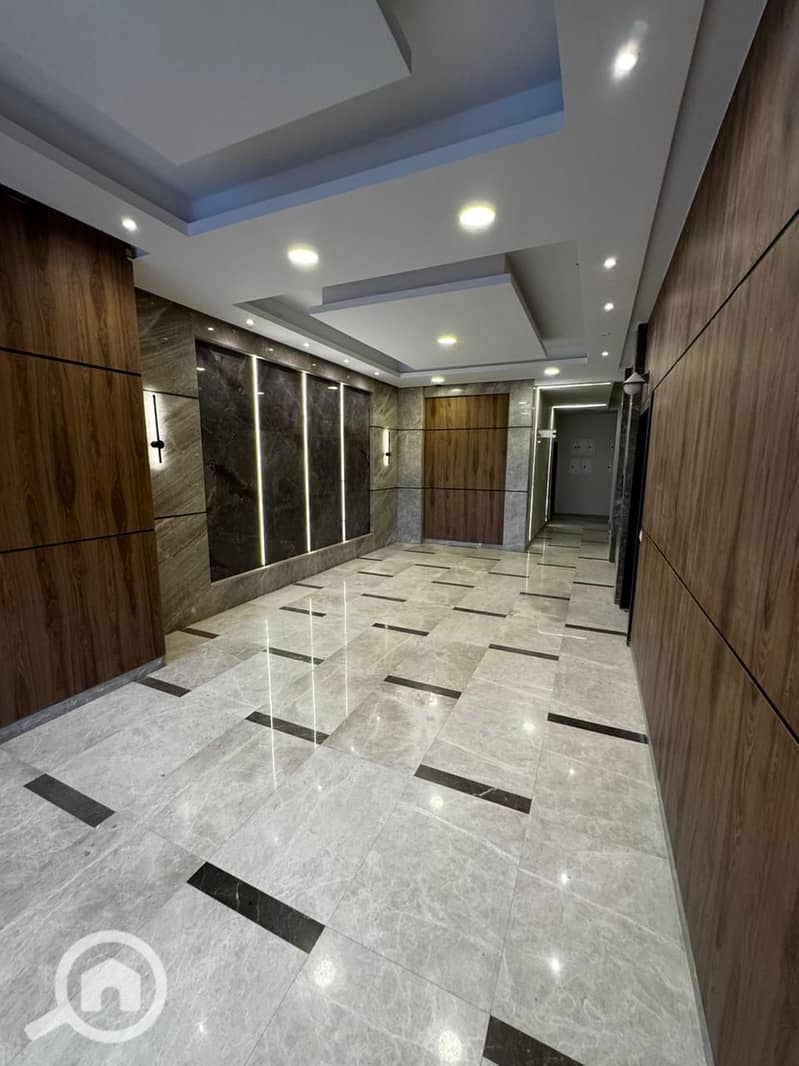 2 WhatsApp Image 2025-10-21 at 3.28. 58 PM (4). jpeg