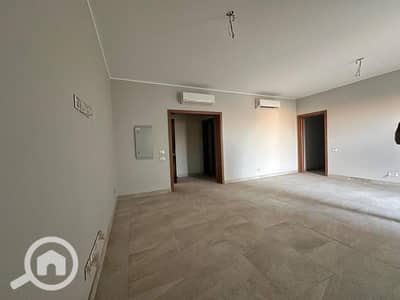 4 Bedroom Flat for Sale in Sheikh Zayed, Giza - IMG_9388. jpeg