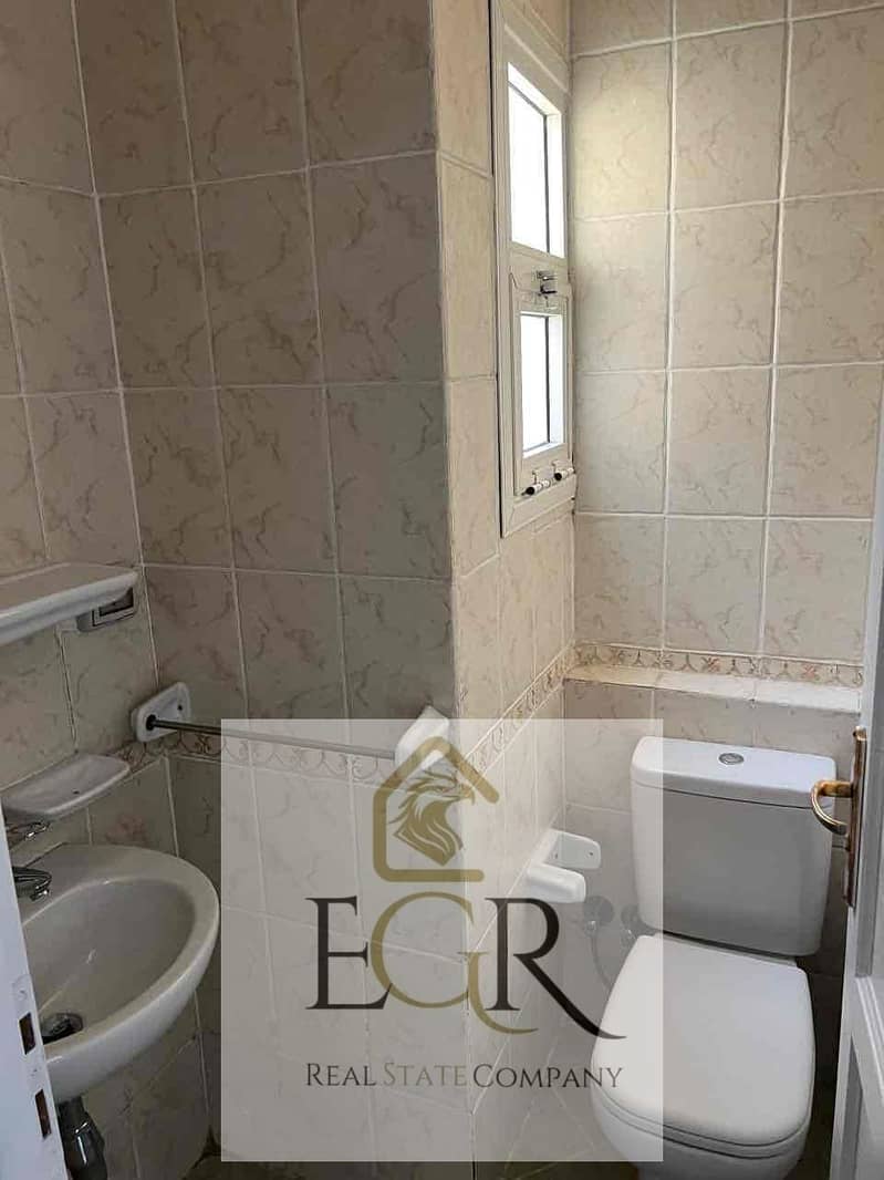 11 ae00ef51-7d6a-4d46-882c-d00020f01714. jpg