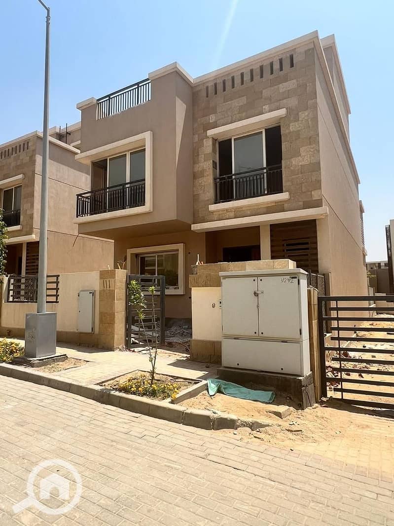 5 991c73ae-f427-4e3c-b0cc-eedc536cb869. jpg