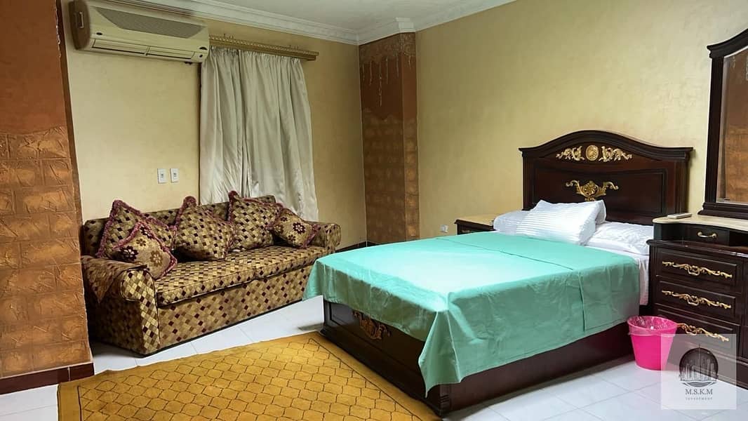 6 WhatsApp Image 2025-10-24 at 12.21. 57 PM (2). jpeg