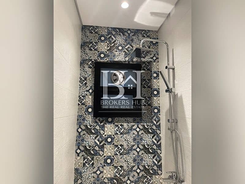 6 832ef772-43ac-46f2-aab5-7f6b35f14696. jpg