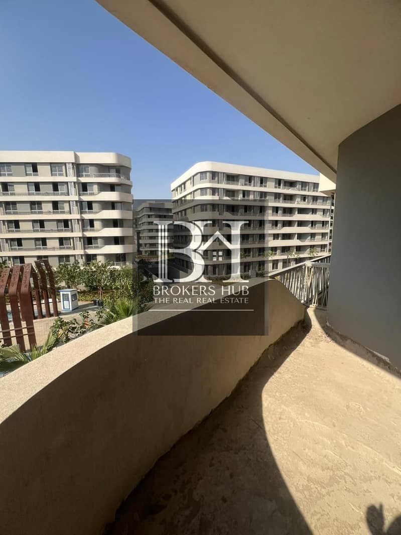 4 4b4fb976-482c-4a19-8853-831052f2bbd4. jpeg