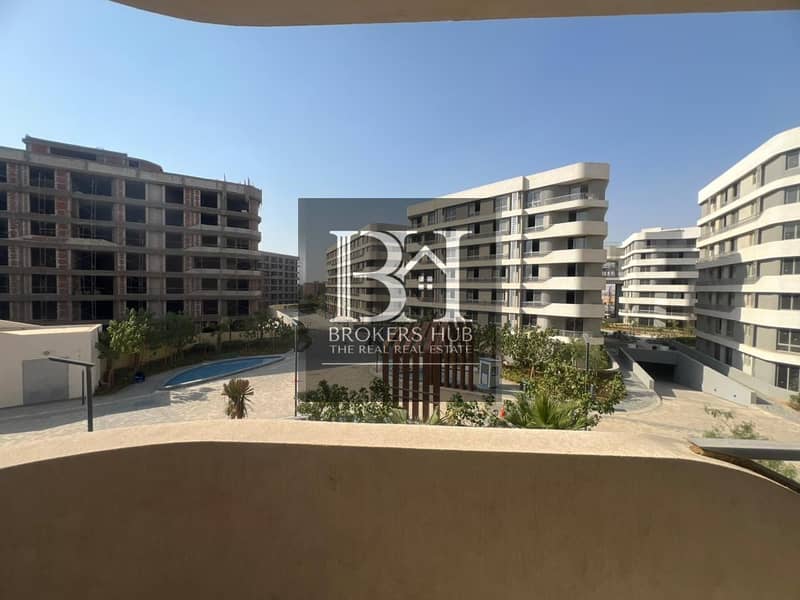 14 db003cf5-7bdc-4fc5-b4bc-4727e7828ce3. jpeg