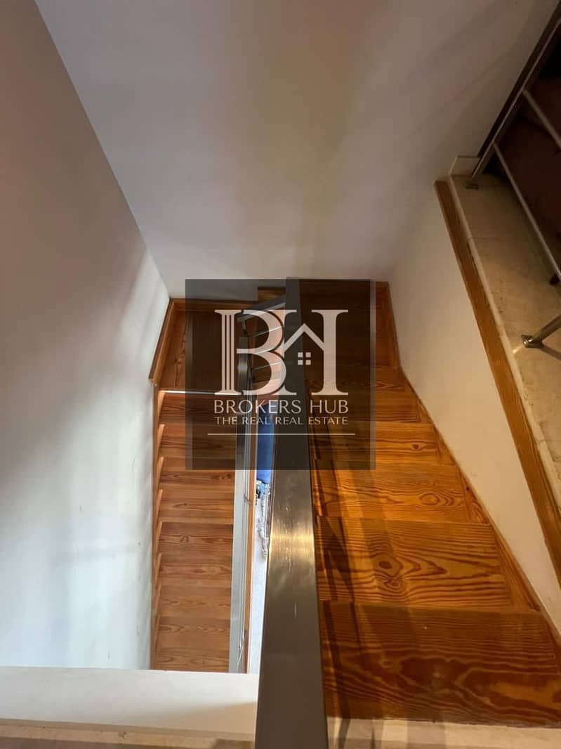 3 4ed6804b-c226-41f9-8f69-024271c5c0de. jpeg