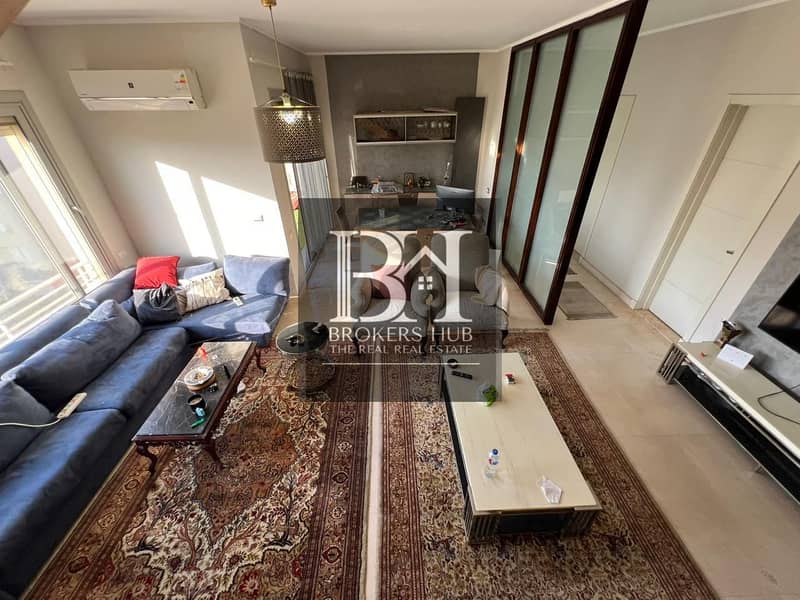 7 95cfb5bd-45f0-484c-b94f-ab91cb3e4856. jpeg