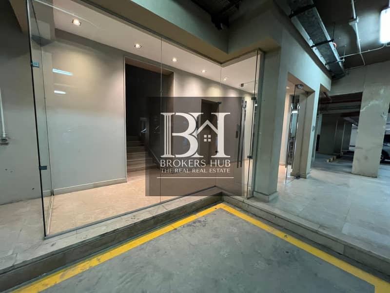 16 f45471a4-057d-4e92-96b8-2aae24458437. jpeg