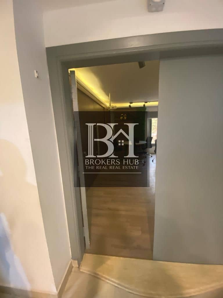 15 d3076591-5ce7-4435-a65b-62c28b7ef450. jpeg