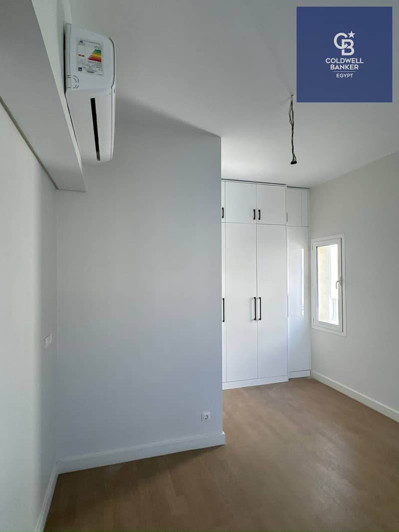 6 5fc9f7ca-0531-47fe-80b7-984e2eca1a0b. jpeg