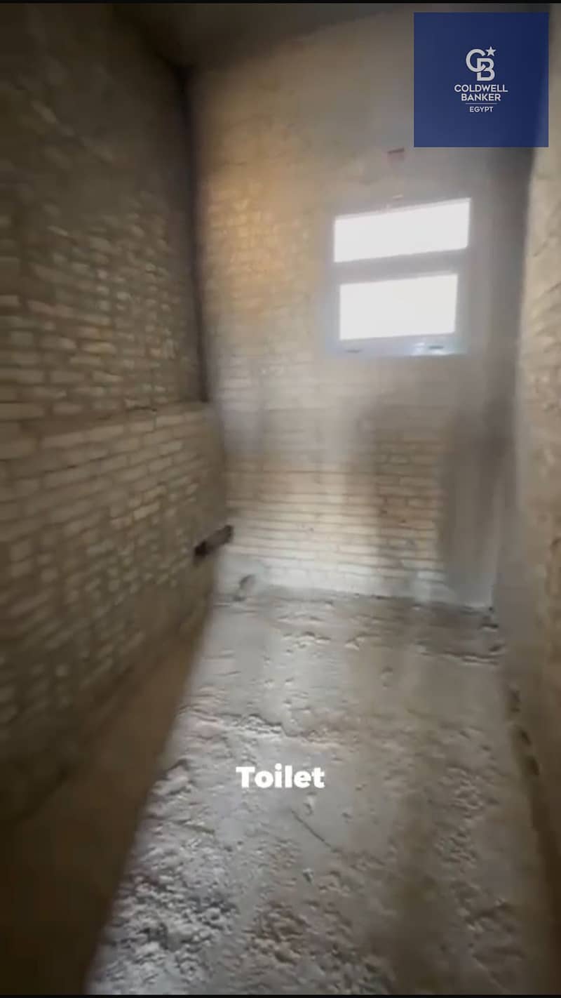 4 9ed1c4b8-5d7c-49e9-96de-0af6a6dc54ee. jpeg